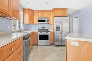 99 Stella Dr, North Providence, RI 02911 - Photo 5