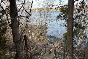 351 County Rd, Barrington, RI 02806 - Photo 17