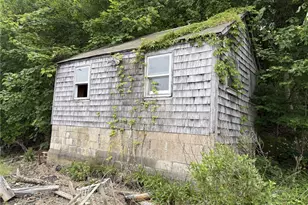 351 County Rd, Barrington, RI 02806 - Photo 11