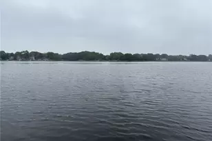 351 County Rd, Barrington, RI 02806 - Photo 23