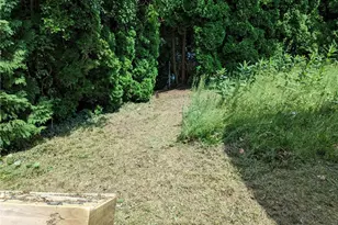 351 County Rd, Barrington, RI 02806 - Photo 17