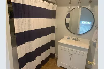 33 Van Zandt Avenue #1, Newport, RI 02840 - Photo 5