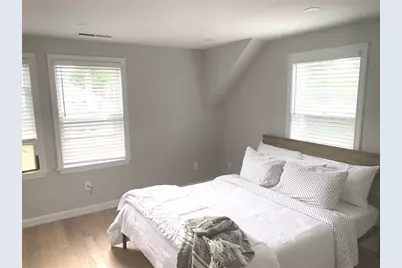 33 Van Zandt Avenue #1, Newport, RI 02840 - Photo 11