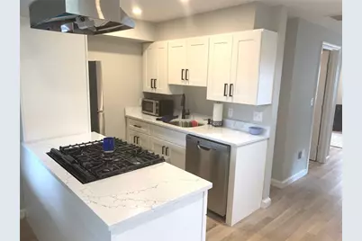 33 Van Zandt Avenue #1, Newport, RI 02840 - Photo 7