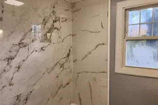 39 Chaplin St, Pawtucket, RI 02861 - Photo 17