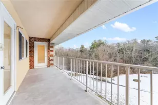 30 Argyle Ave, East Providence, RI 02915 - Photo 13