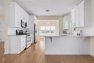 58 Chickadee Ln, South Kingstown, RI 02879 - Photo 11