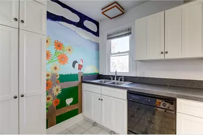 577 Spring Street, Newport, RI 02840 - Photo 15