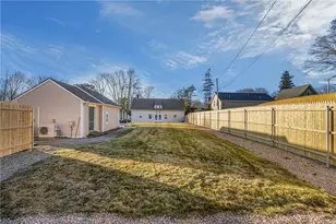 33 Holden St, Coventry, RI 02816 - Photo 25