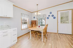 21 Nightingale Ln, Tiverton, RI 02878 - Photo 5