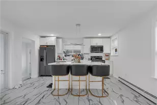 215 Kenyon Ave, Pawtucket, RI 02861 - Photo 3