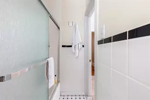 1402 Westminster St, Providence, RI 02909 - Photo 7