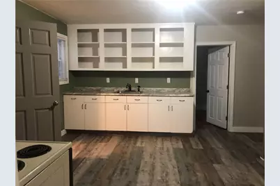 692 East Avenue #2, Warwick, RI 02886 - Photo 3