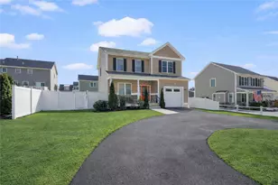 136 Cobble Hill Rd, Lincoln, RI 02865 - Photo 3