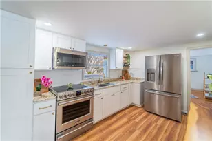 134 Dexter St, Cumberland, RI 02864 - Photo 5