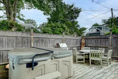 27 Burnside Avenue, Newport, RI 02840 - Photo 21