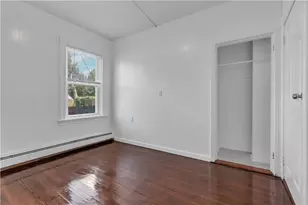 48 Kenwood St, Providence, RI 02909 - Photo 17