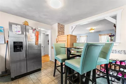 3 Hutchinson Avenue, Pawtucket, RI 02861 - Photo 9