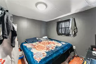 3 Hutchinson Ave, Pawtucket, RI 02861 - Photo 13