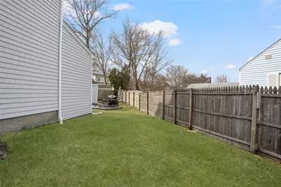 4 Halsey Avenue, Middletown, RI 02842 - Photo 31