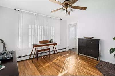 4 Halsey Avenue, Middletown, RI 02842 - Photo 7