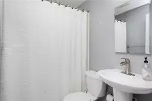 4 Halsey Ave, Middletown, RI 02842 - Photo 15