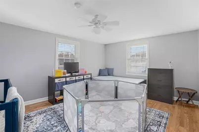 4 Halsey Avenue, Middletown, RI 02842 - Photo 21