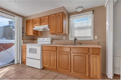 66 Silver Lake Avenue, Providence, RI 02909 - Photo 3