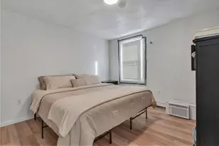 66 Silver Lake Ave, Providence, RI 02909 - Photo 21