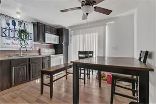 66 Silver Lake Ave, Providence, RI 02909 - Photo 17