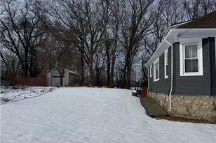 18 Hobson Ave, North Providence, RI 02911 - Photo 21