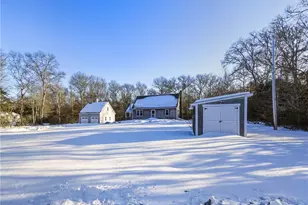 140 Long Hwy, Little Compton, RI 02837 - Photo 5