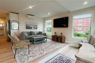 115 Wellington Ave, Newport, RI 02840 - Photo 15