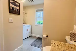 115 Wellington Ave, Newport, RI 02840 - Photo 27