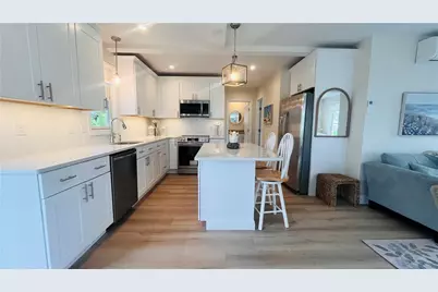 115 Wellington Avenue #1, Newport, RI 02840 - Photo 7