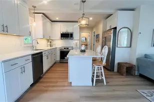 115 Wellington Ave, Newport, RI 02840 - Photo 7