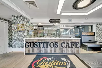 426 Cass Avenue, Woonsocket, RI 02895 - Photo 9