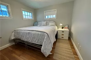 219 Purgatory Rd, Middletown, RI 02842 - Photo 9