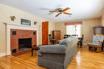10 Hall Street, West Warwick, RI 02893 - Photo 11