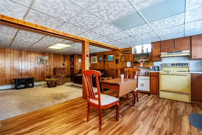 10 Hall Street, West Warwick, RI 02893 - Photo 37