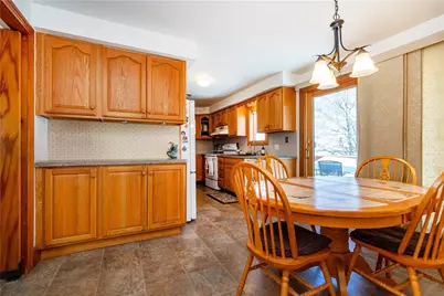 10 Hall Street, West Warwick, RI 02893 - Photo 17