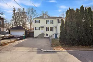 147 Warwick St, Woonsocket, RI 02895 - Photo 35