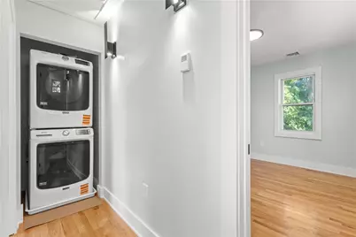 28 Manchester Street, Warwick, RI 02888 - Photo 19