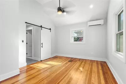 28 Manchester Street, Warwick, RI 02888 - Photo 17