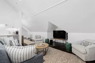 8 Brenton Road #3, Newport, RI 02840 - Photo 7