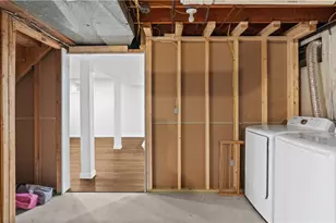 82 Primrose Dr, Warwick, RI 02818 - Photo 23