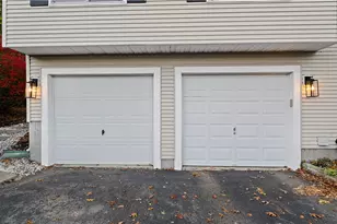 27 Great Oak Dr, Warwick, RI 02886 - Photo 3