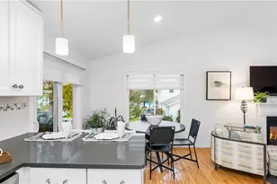 27 Great Oak Dr, Warwick, RI 02886 - Photo 13