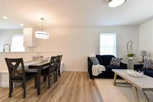 107 Coburn St, Warwick, RI 02889 - Photo 5