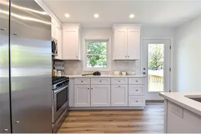 107 Coburn Street, Warwick, RI 02889 - Photo 9